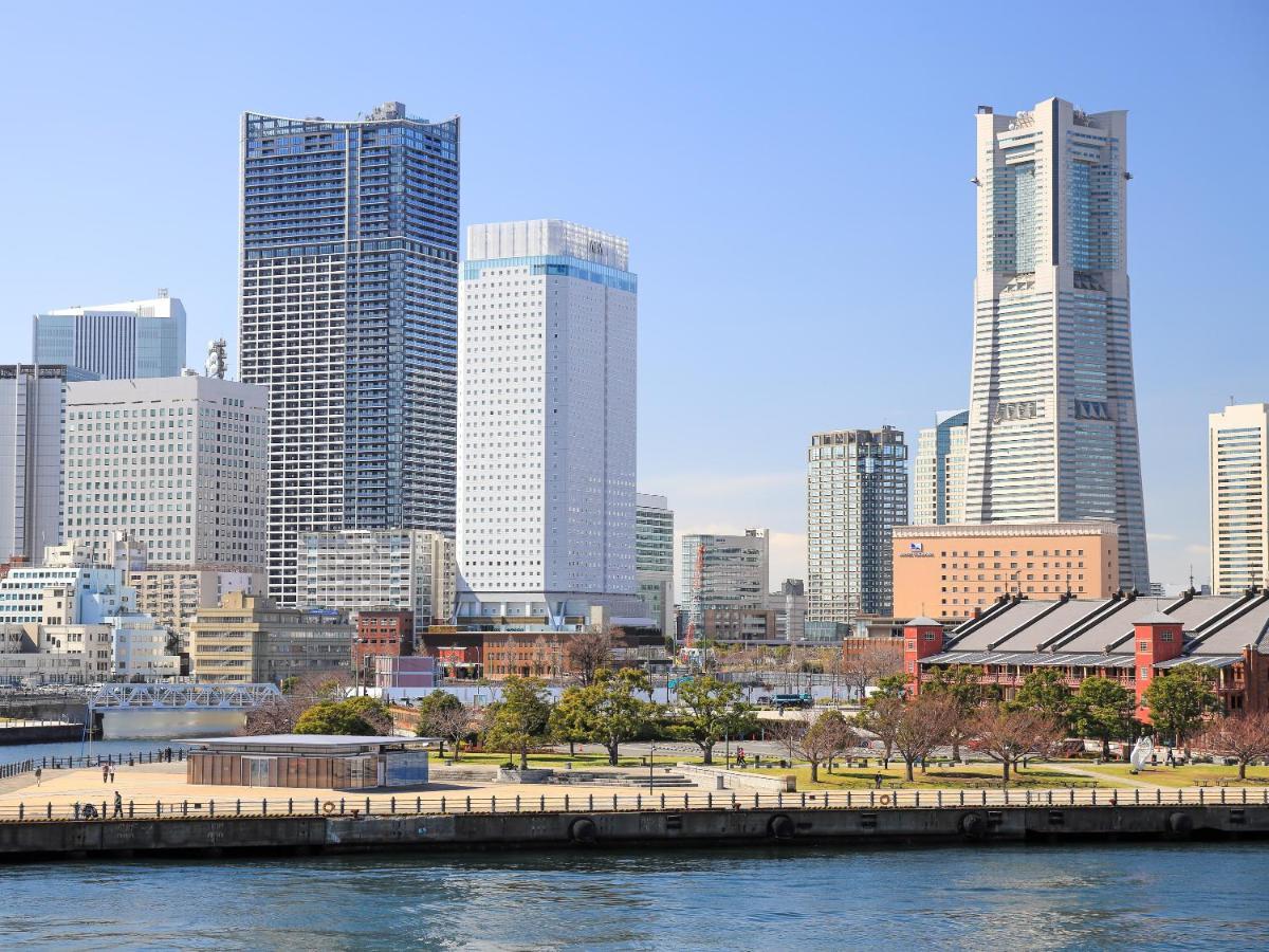 Apa Hotel & Resort Yokohama Bay Tower Esterno foto